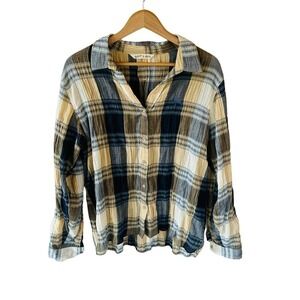 Woolrich size XL cream black grey plaid gauzy knit button up shirt high low hem